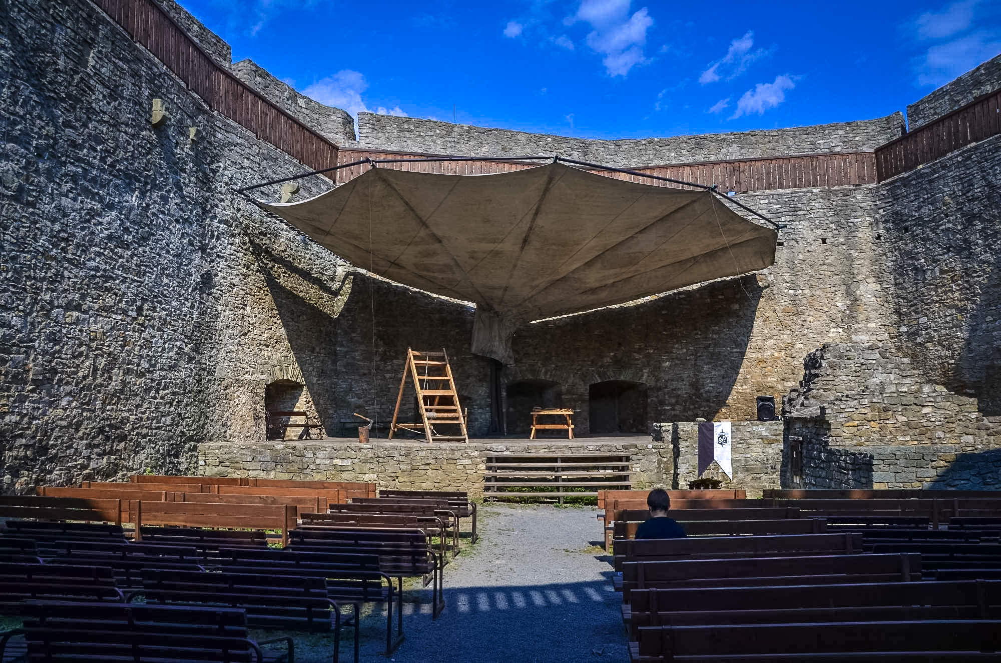 Театр под открытым небом