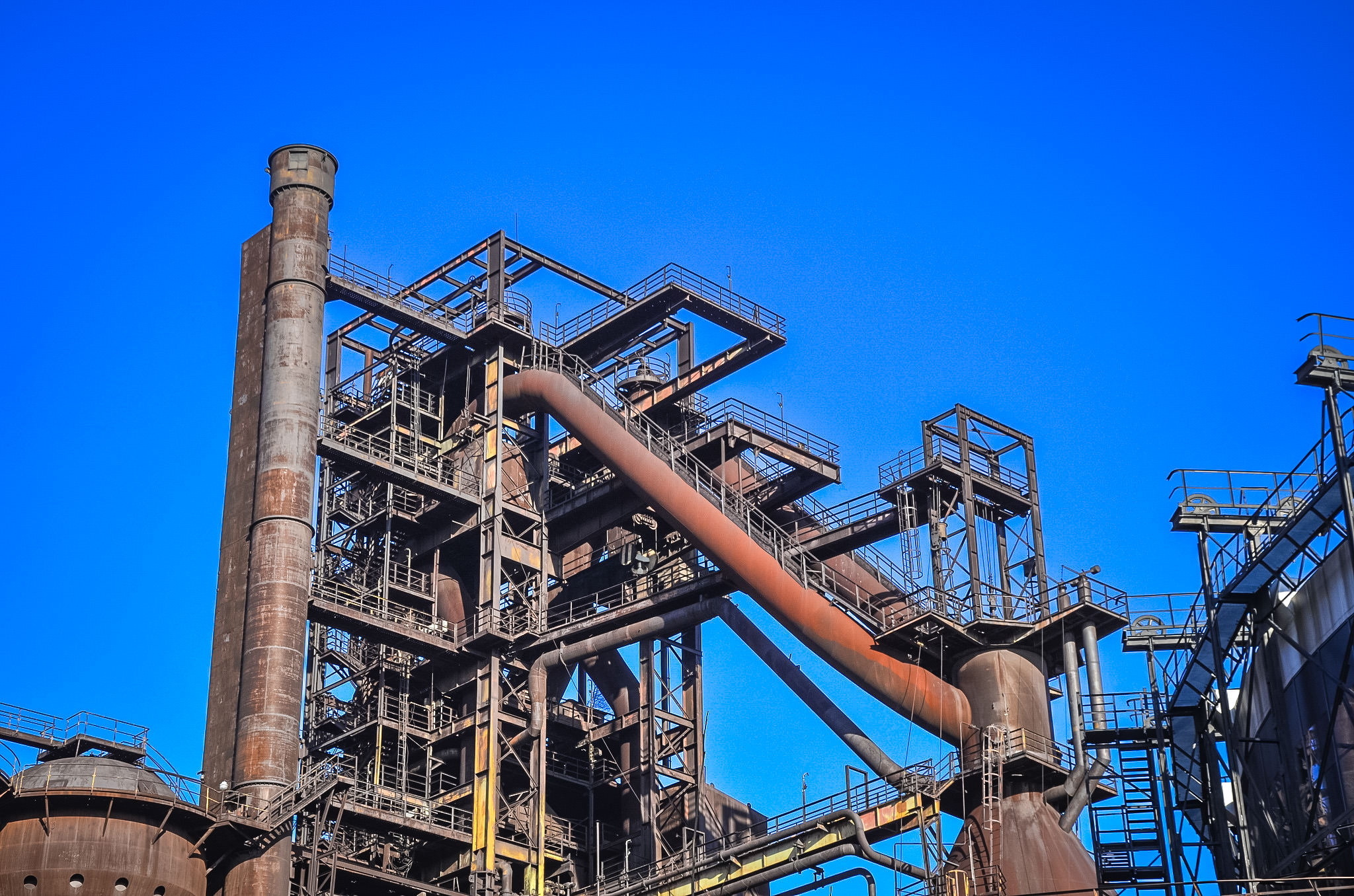 Стальные индустриальные гиганты