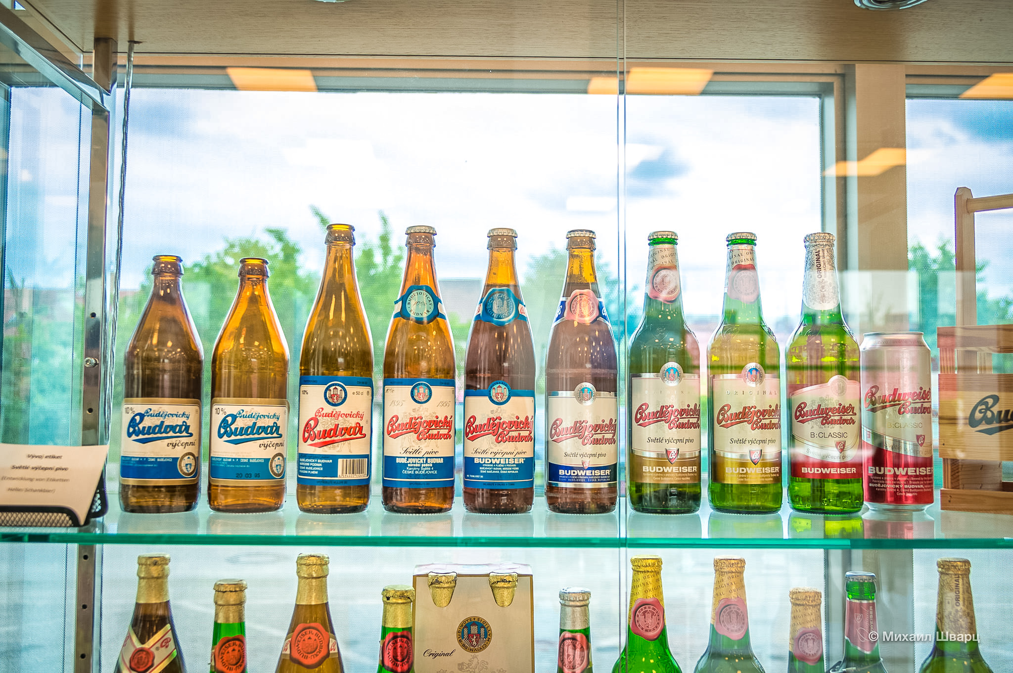 Бутылки разных лет