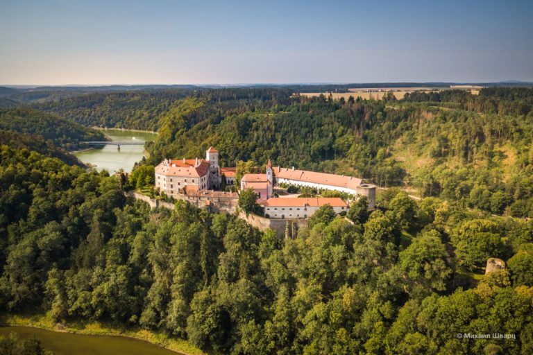 Замок Битов (Hrad Bítov)