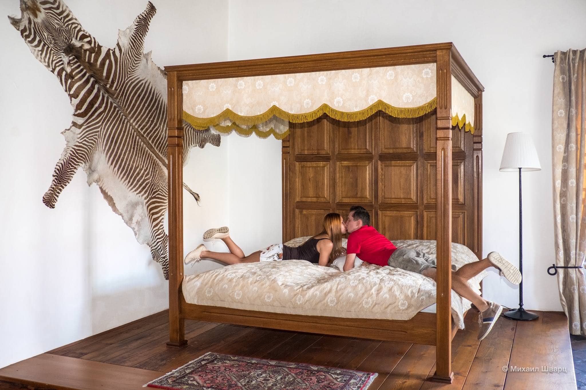 Королевская коровать