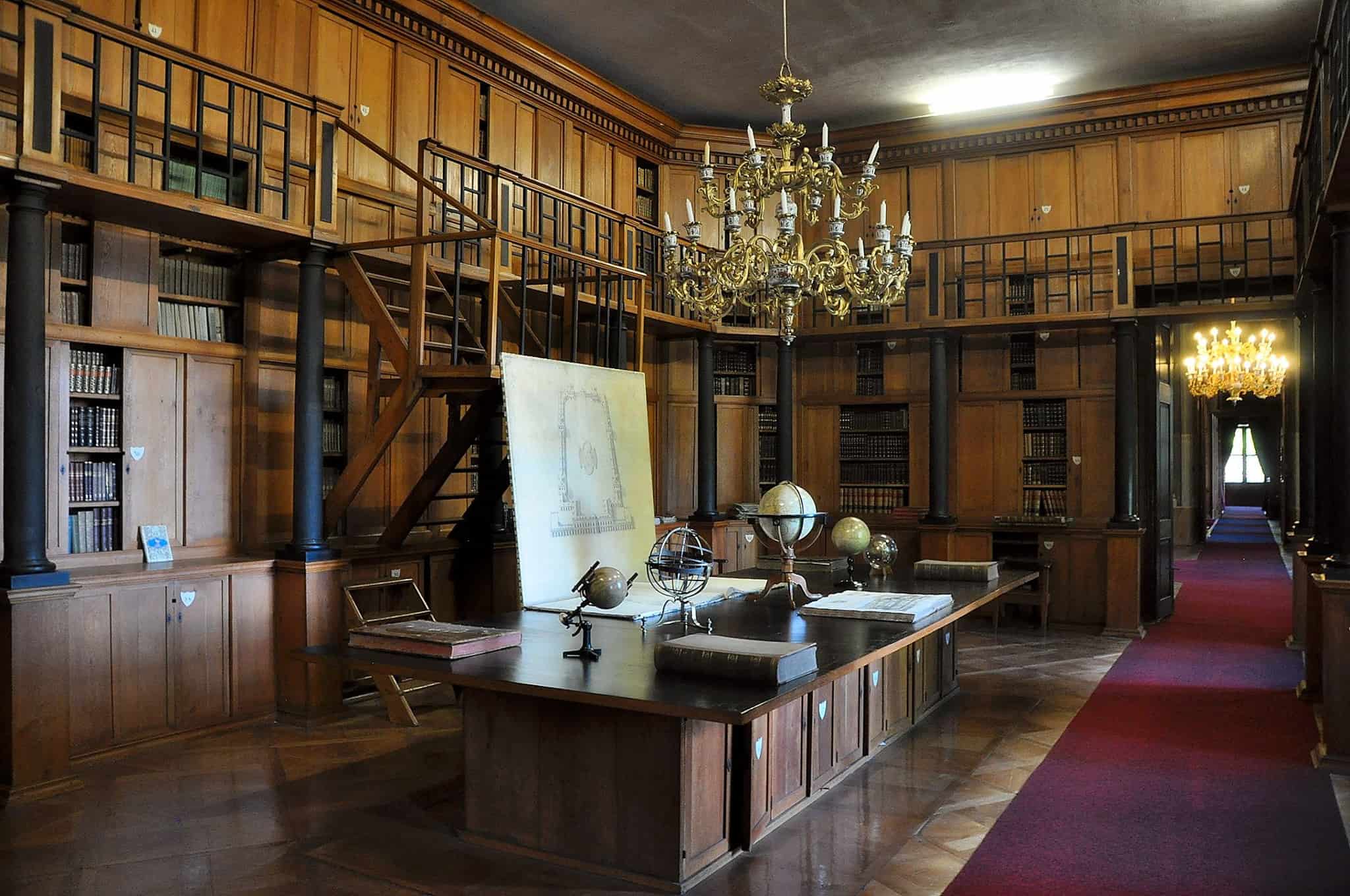 Библиотека