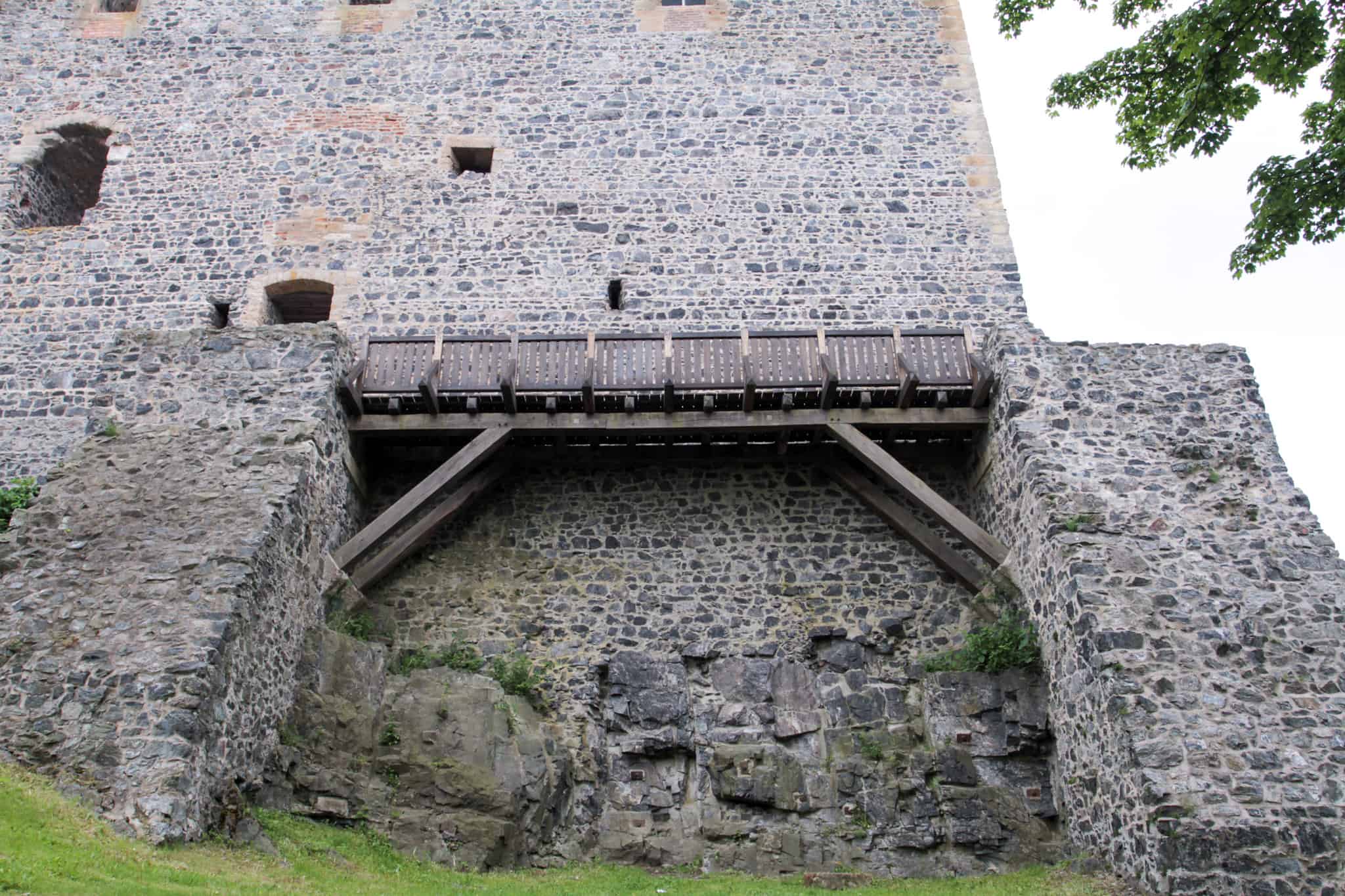 Вход в замок